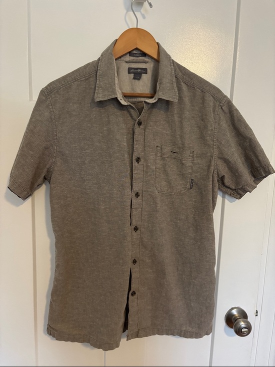 Eddie Bauer Other - Eddie Bauer Men's Short-Sleeve Button-Down Shirt in Taupe Gray